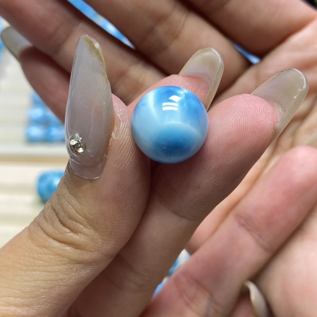 豆***麻针钠钙石（海纹石）未镶嵌颈饰