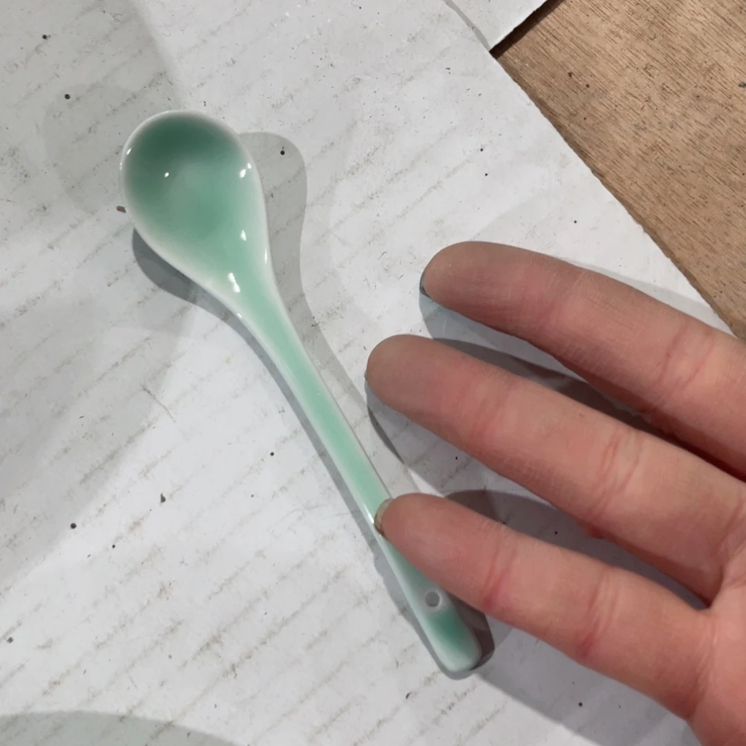 瓷片哈哈哈哈哈哈哈哈呵呵