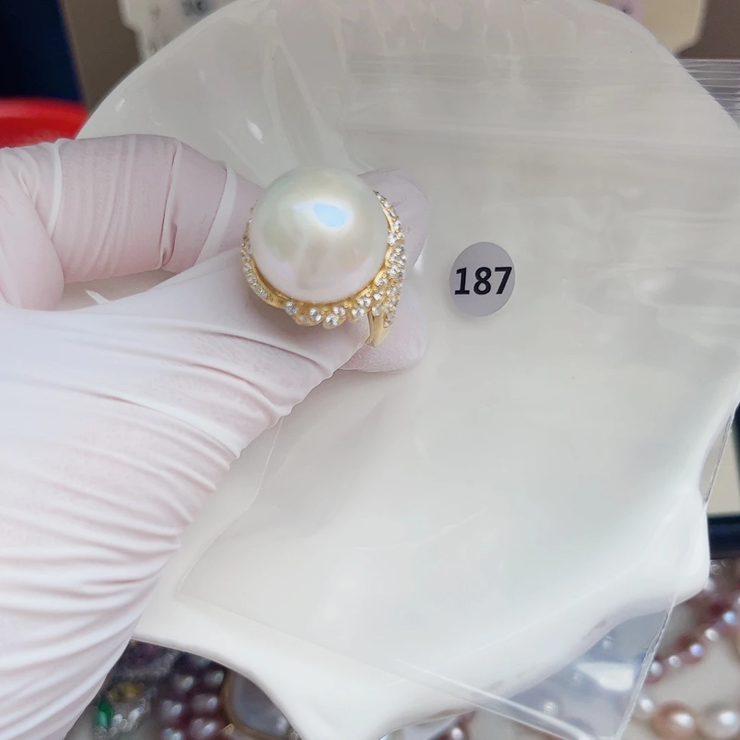 银S925镶嵌淡水珍珠耳饰