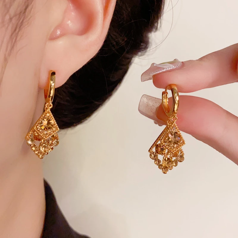 铜合金合成锆石耳饰 轻奢时尚A86双层菱形耳扣个性百搭超闪耳环