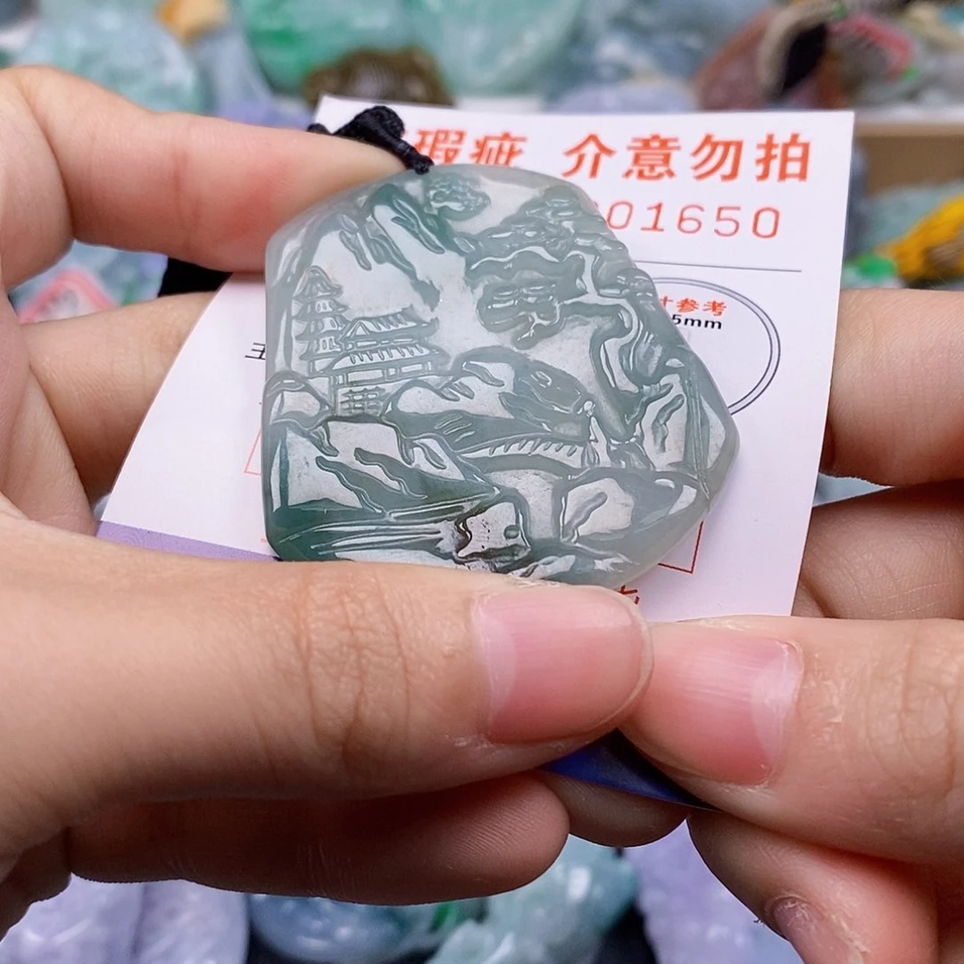 吊坠(不含链)未镶嵌翡翠