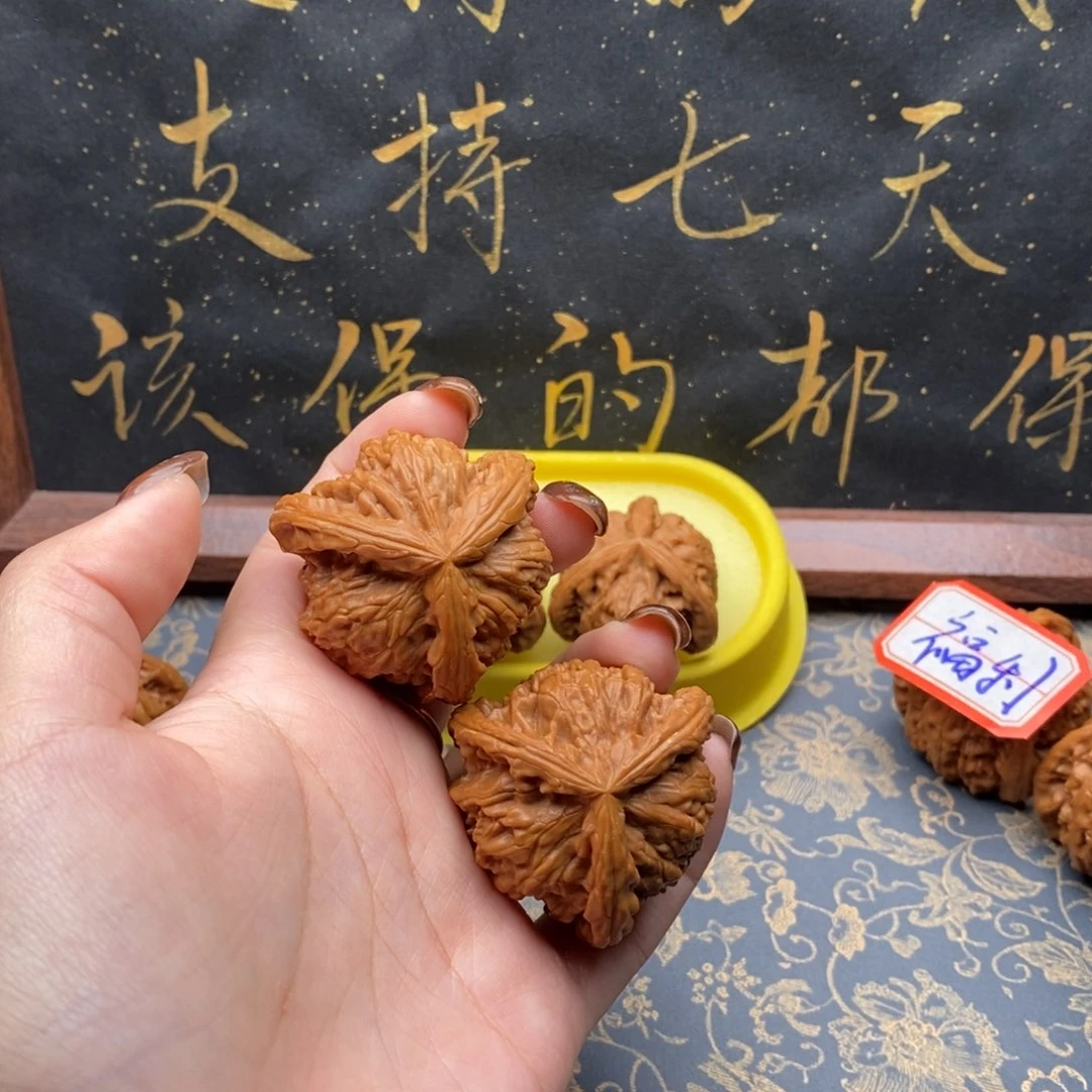 吊坠文玩核桃厚**物