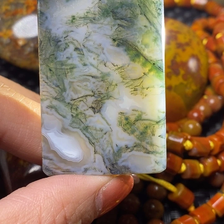 玛瑙/玉髓颈饰未镶嵌海**麻