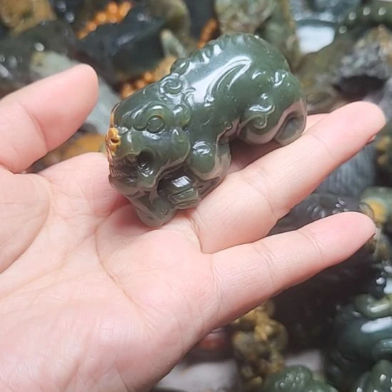 岫岩河磨玉（透闪石质玉）未镶嵌挂件