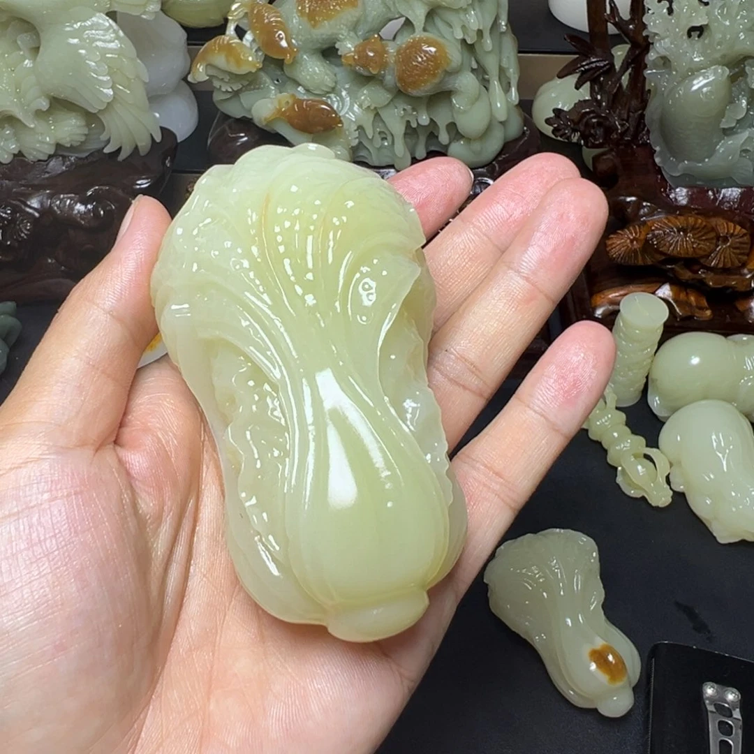 玉如**叔新疆昆仑山脉料子：天然料子：精品：白菜