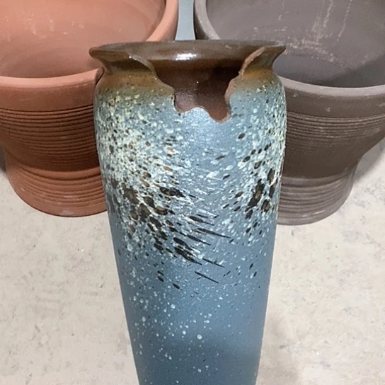 紫砂花盆口18告负40缺口蓝