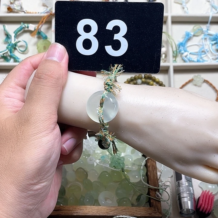 合金蛇纹石玉颈饰