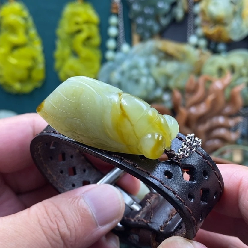 【闪购商品】未镶嵌岫玉手牌