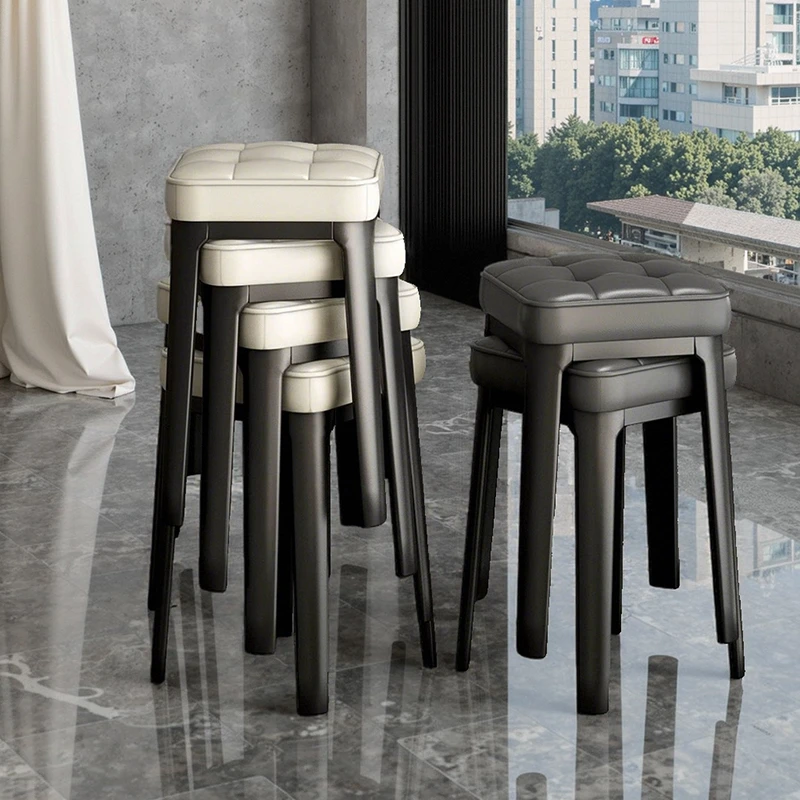 现代简约家用加厚塑料凳子可叠放不占空间餐椅结实耐用软包方凳子