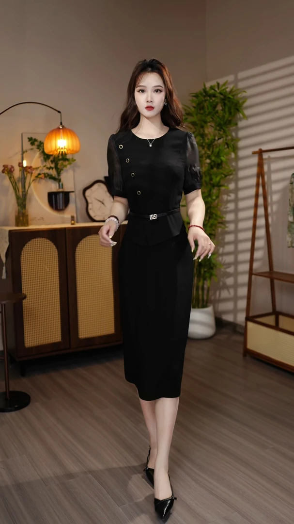 黑色斜扣连衣裙显瘦气质轻奢短袖夏季新款收腰遮肚小黑裙J010-1