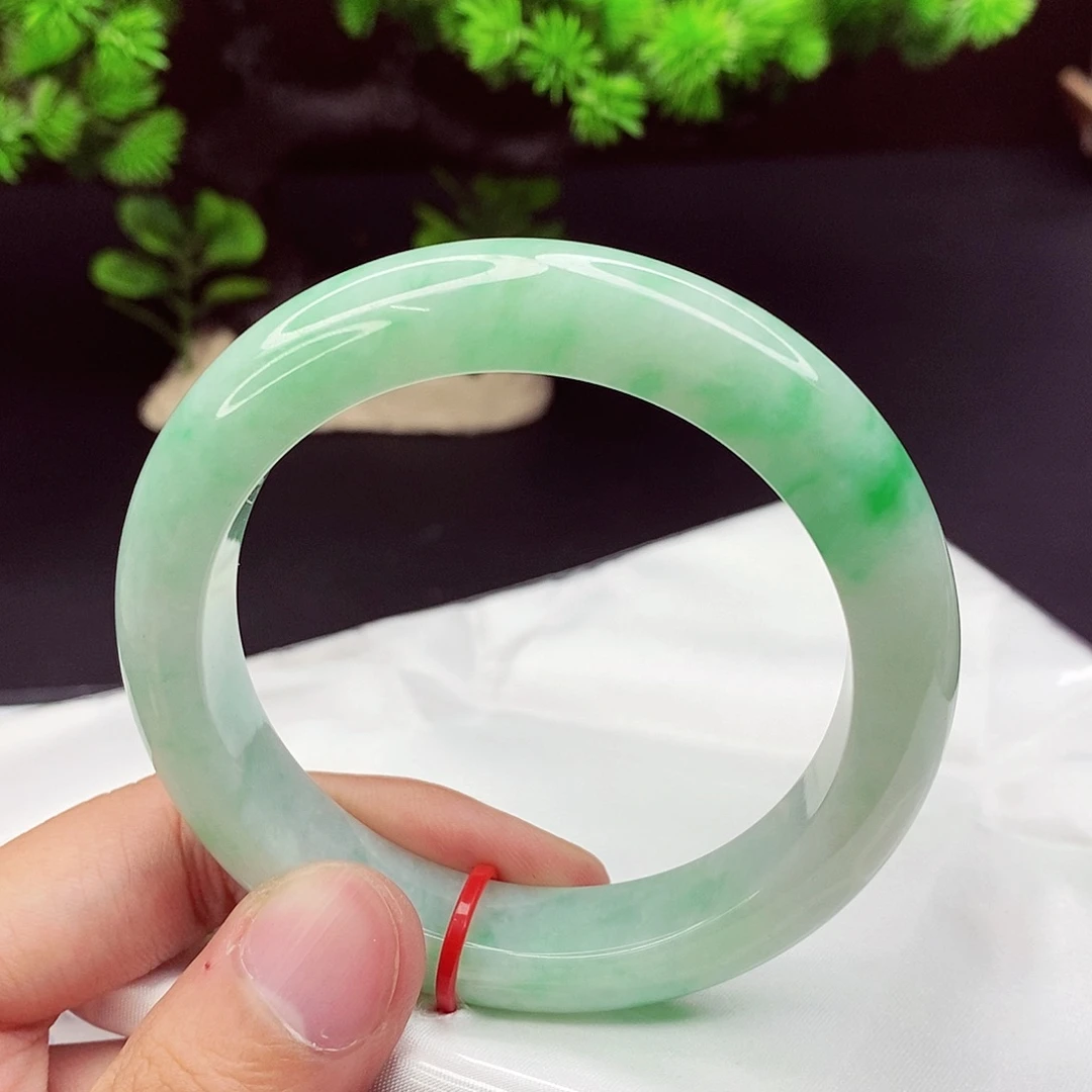 未镶嵌手镯翡翠57圈口