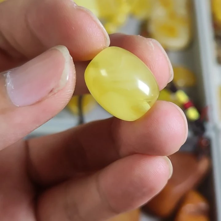 未镶嵌琥珀珠宝奇石19.5*15.8mm