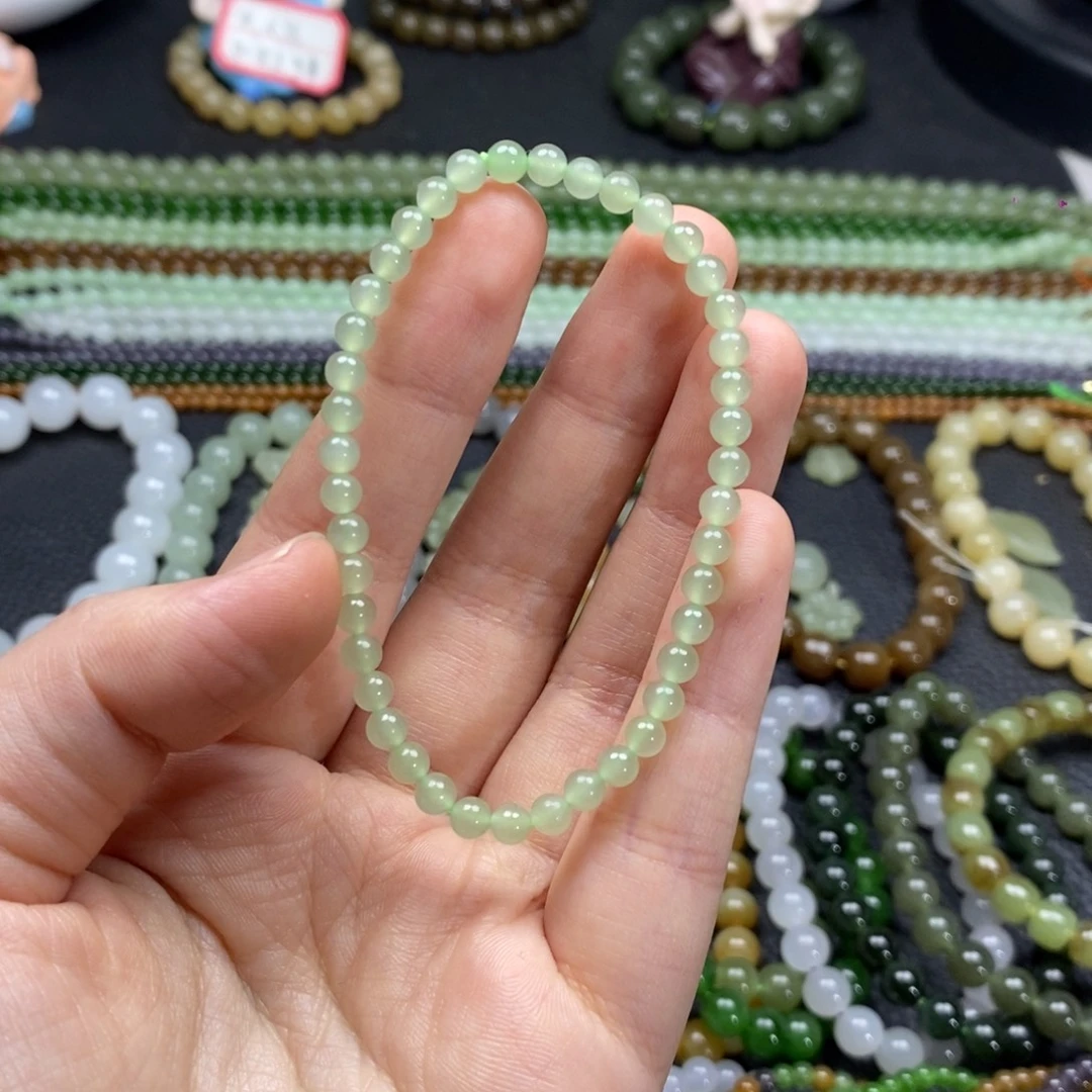 和田玉（糖玉）未镶嵌手链