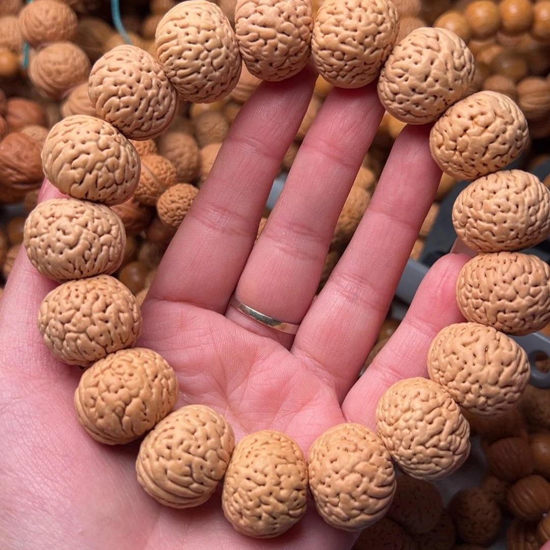 22尺寸大苹果桃核手串