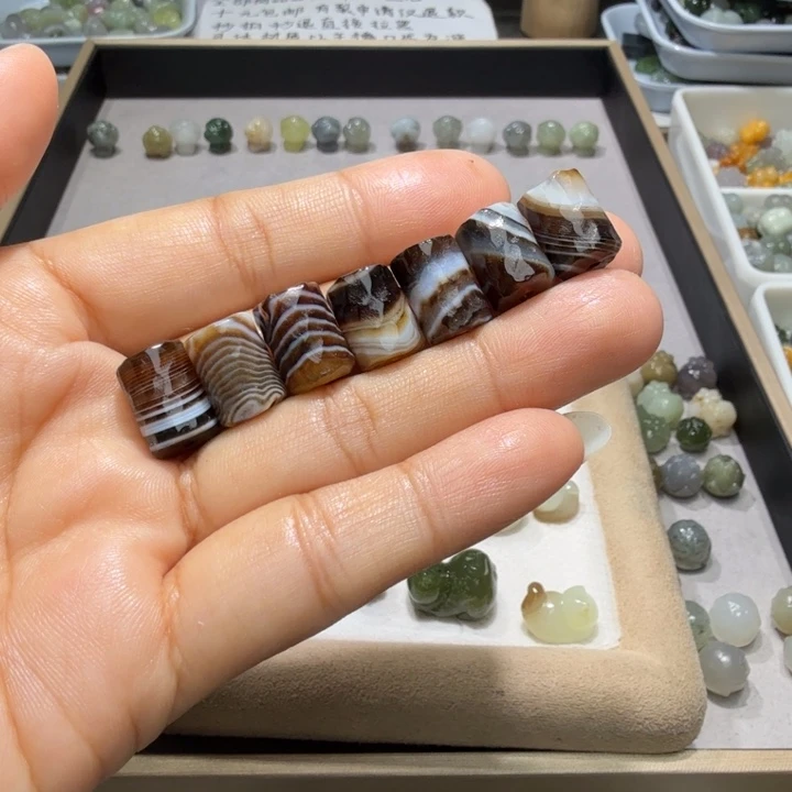 柳***子未镶嵌和田玉珠宝半成品