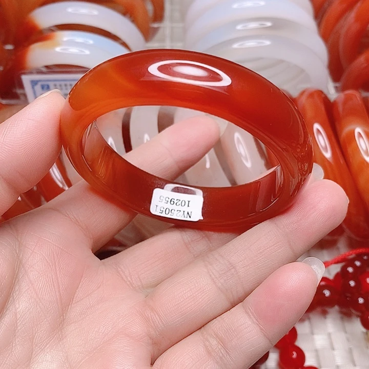 玛瑙/玉髓手镯未镶嵌心****单