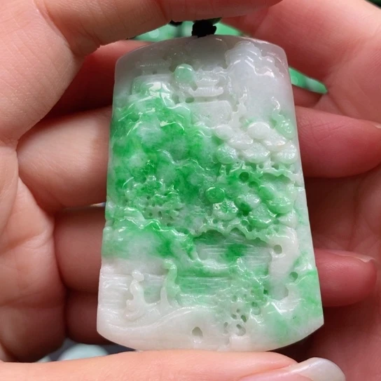 颈饰未镶嵌翡翠吊坠