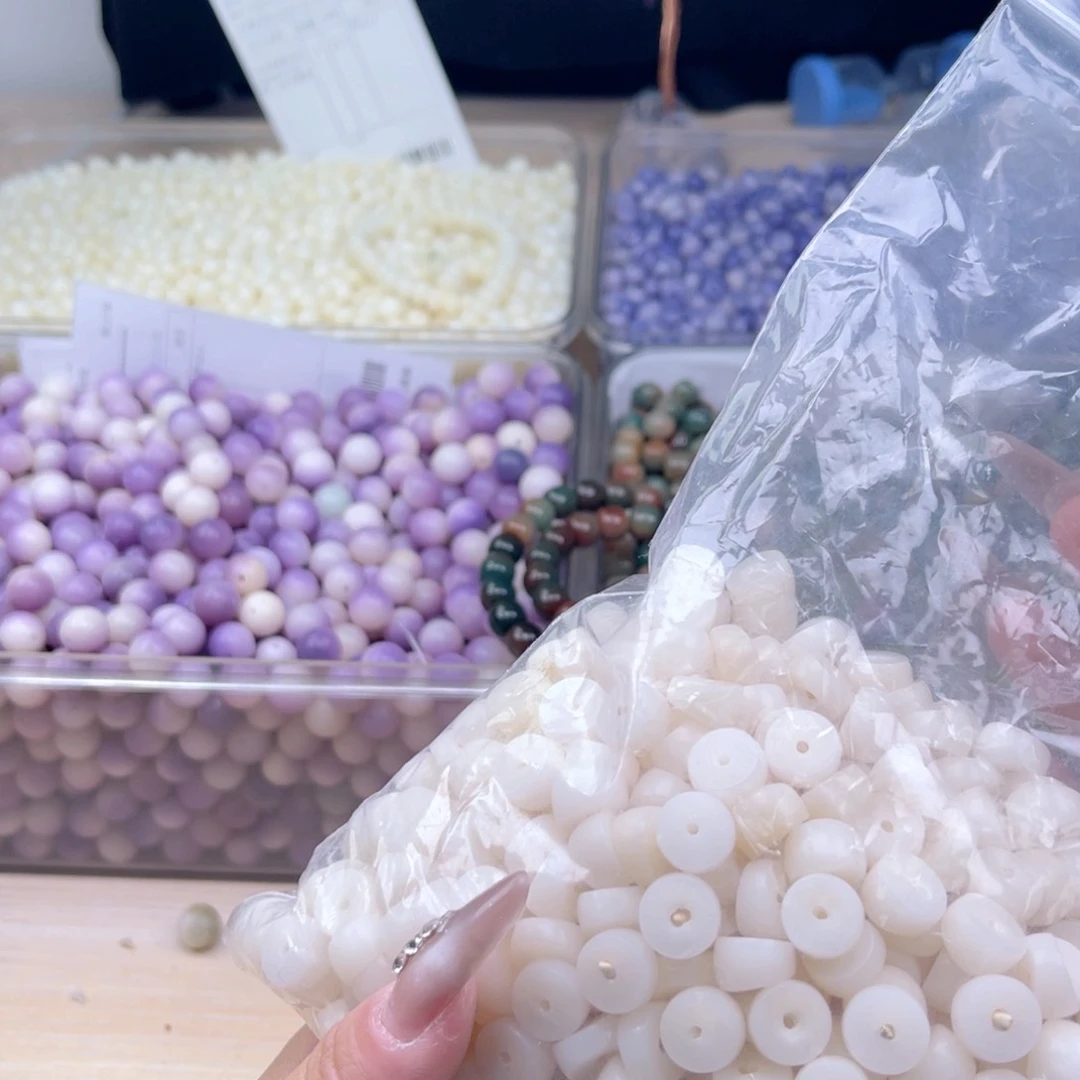 白玉菩提吊坠z锅底福利不售后。100颗。三人