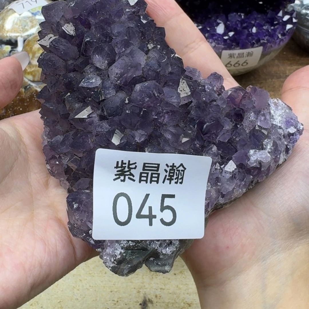 未镶嵌大型摆件（非配饰）水晶