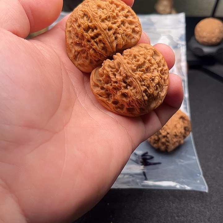 文玩核桃吊坠46南疆