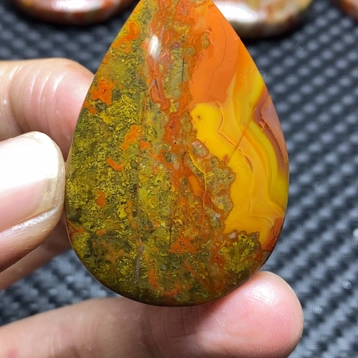 玛瑙/玉髓颈饰未镶嵌铁*