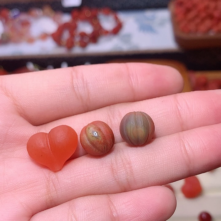 是***哟南红玛瑙未镶嵌南红组合2