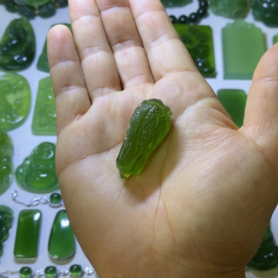 【闪购商品】未镶嵌蛇纹石玉颈饰