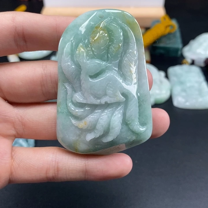 翡翠未镶嵌颈饰天然保真a货翡翠