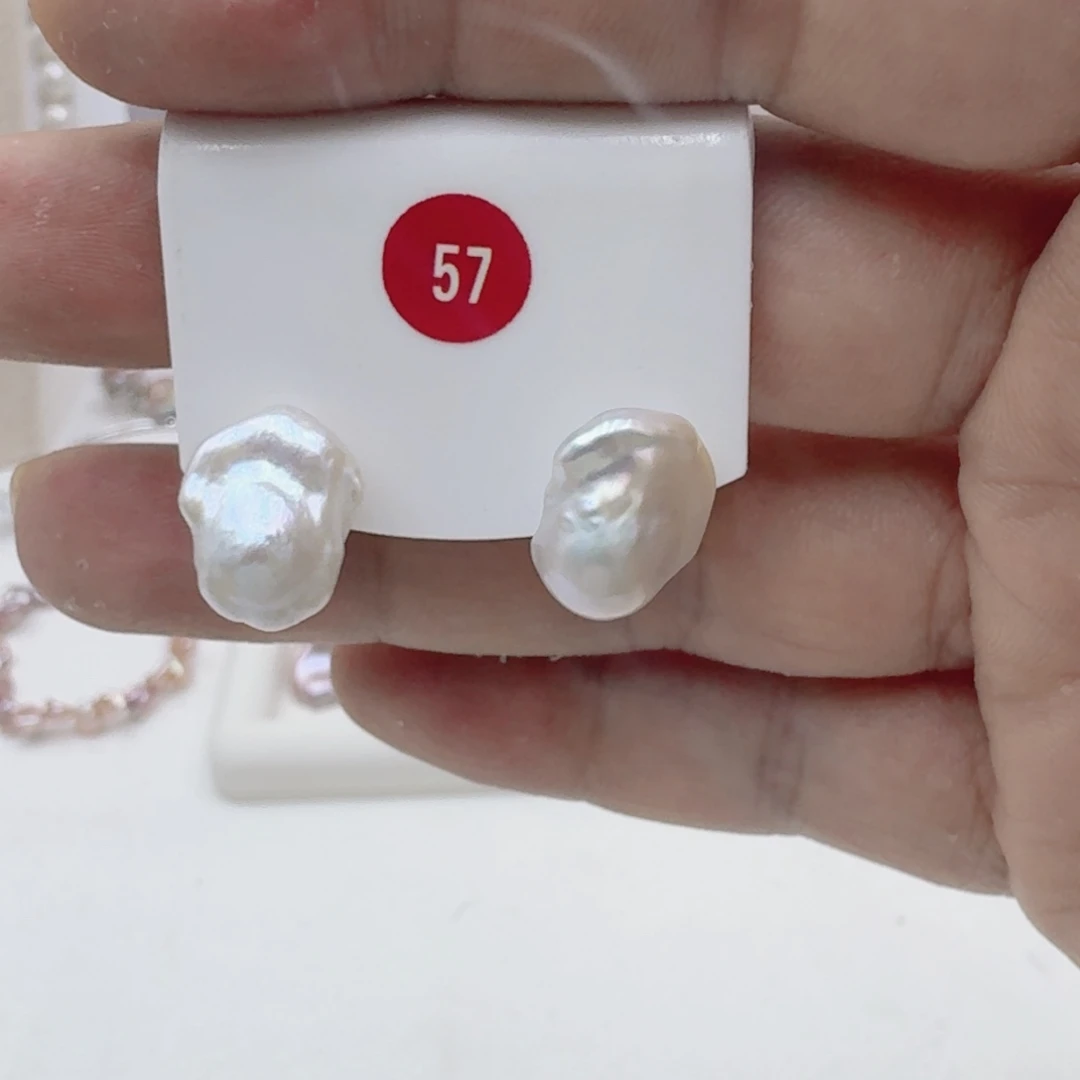 淡水珍珠足银镶嵌颈饰