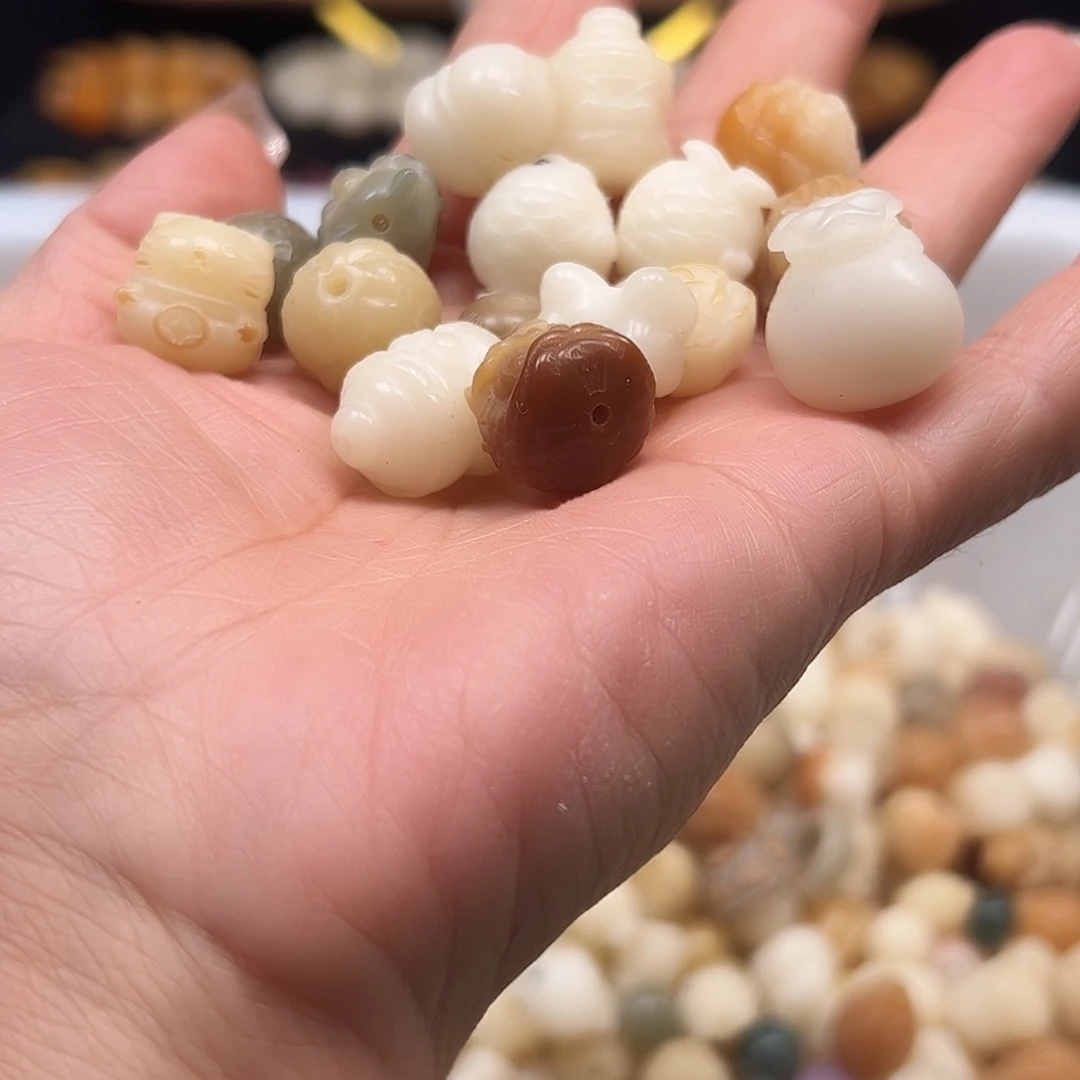 偏***偏菩提根/象牙果手串牙果