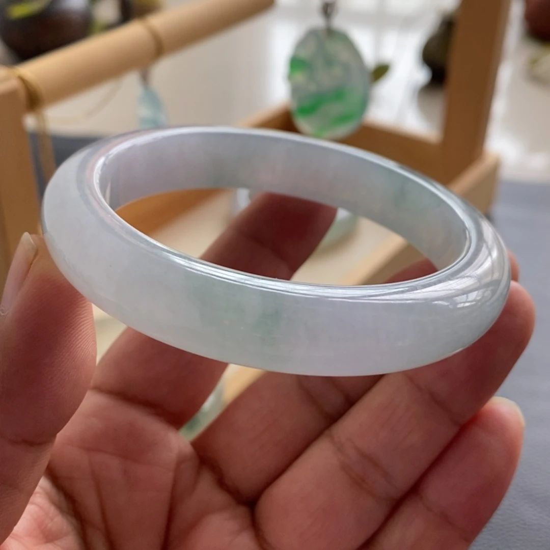 翡翠未镶嵌手镯天然翡翠手镯