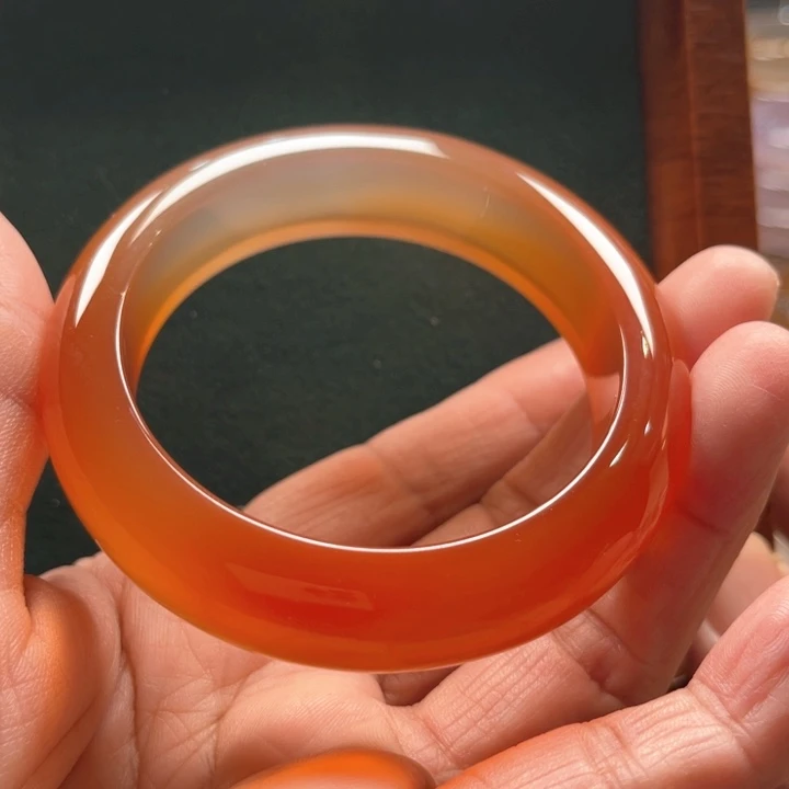 玛瑙/玉髓手镯未镶嵌?****?