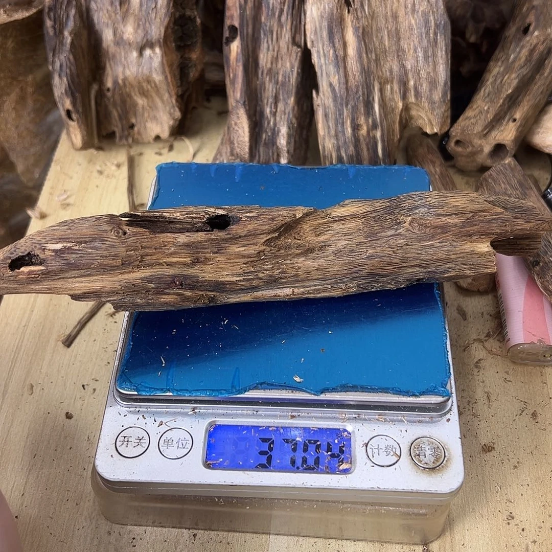 香料绿奇楠虫漏37克糖结