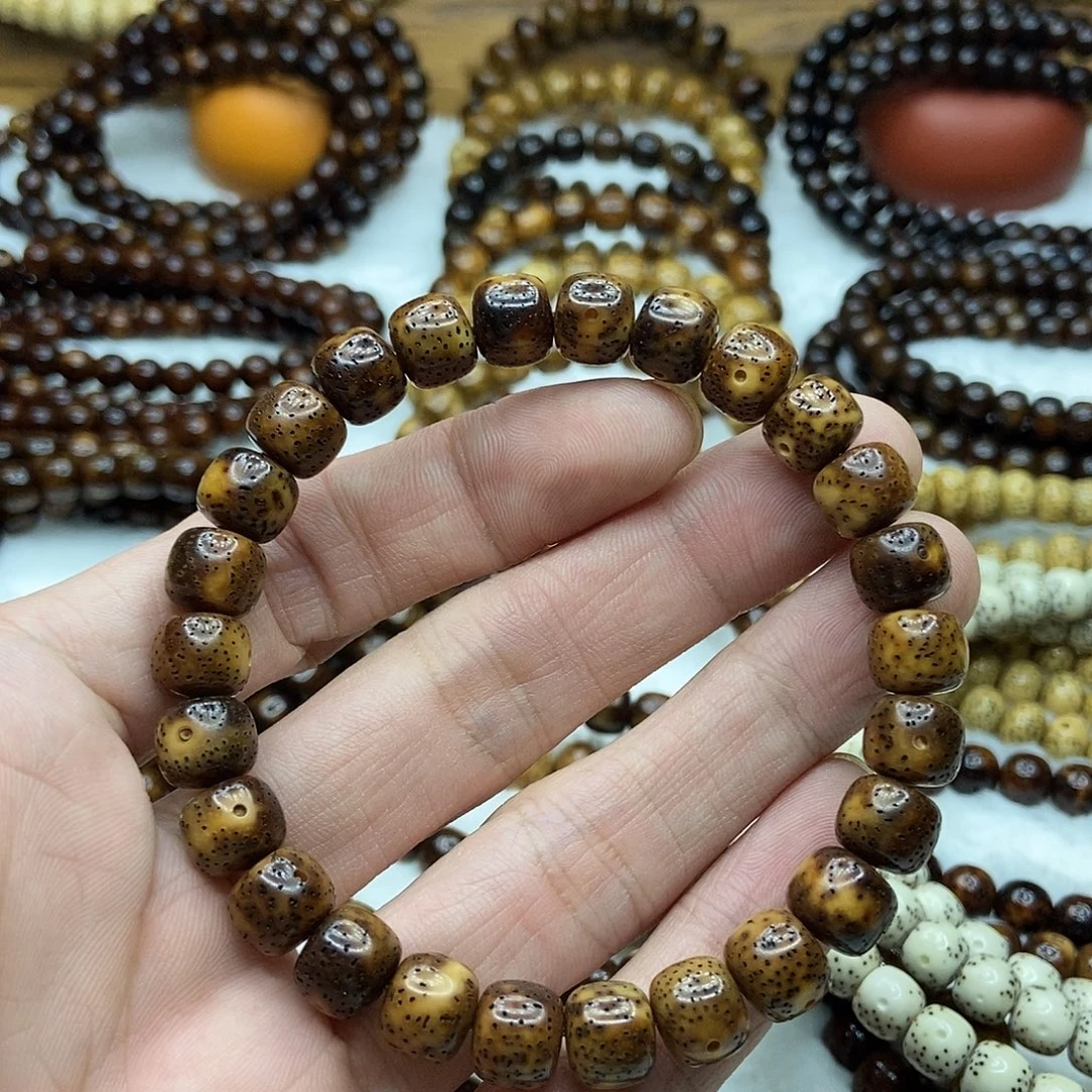 阿***东手串星月菩提虎皮8-9