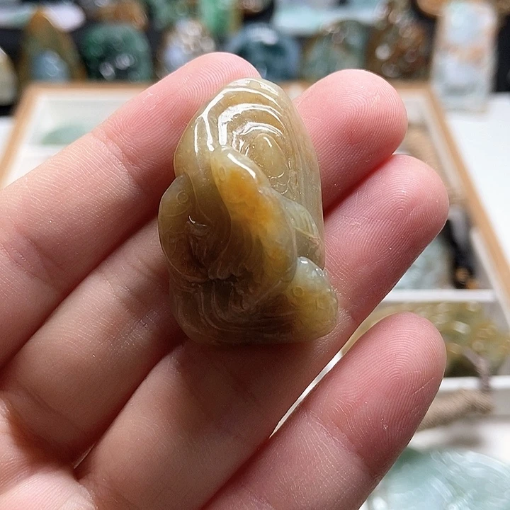 翡翠未镶嵌颈饰翡翠a货