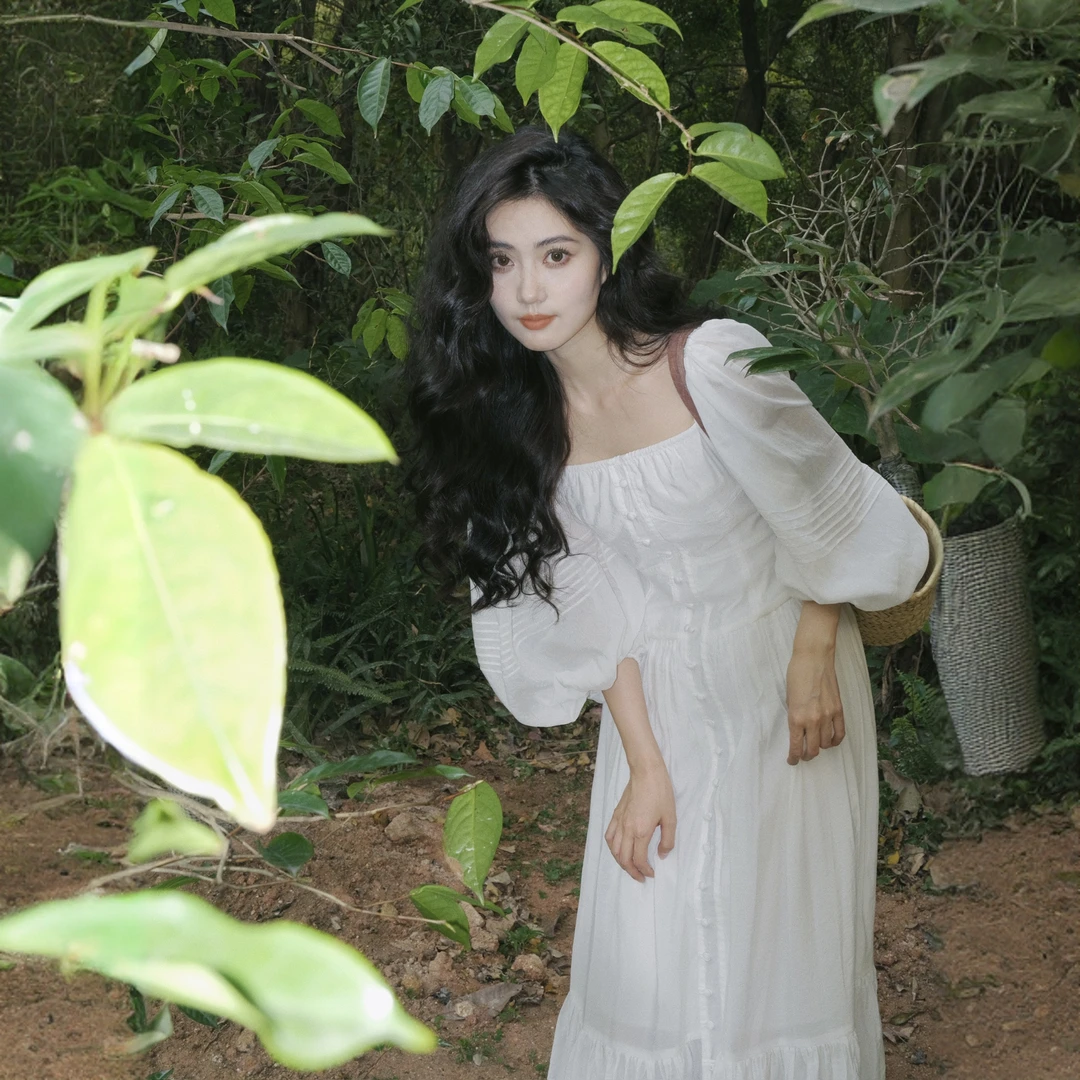 Y2597大码法式温柔风白色连衣裙女春夏方领泡泡袖宽松度假长裙子