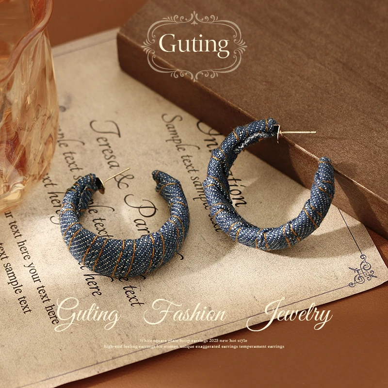 铜合金耳饰 22319缠绕牛仔布C形耳环女耳饰百搭耳钉小众设计感