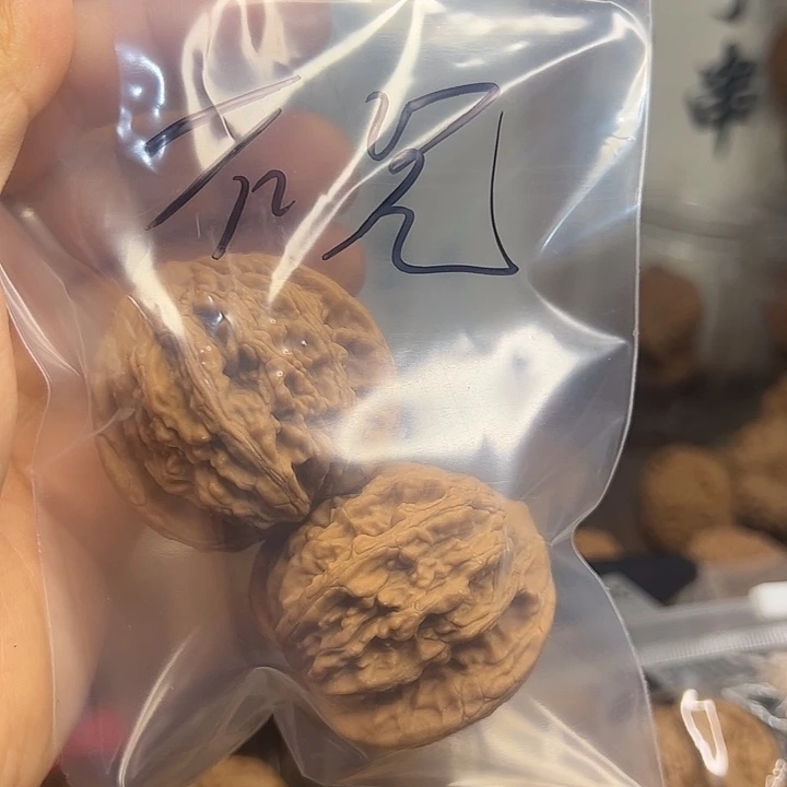 不***月吊坠桃核虎头核桃