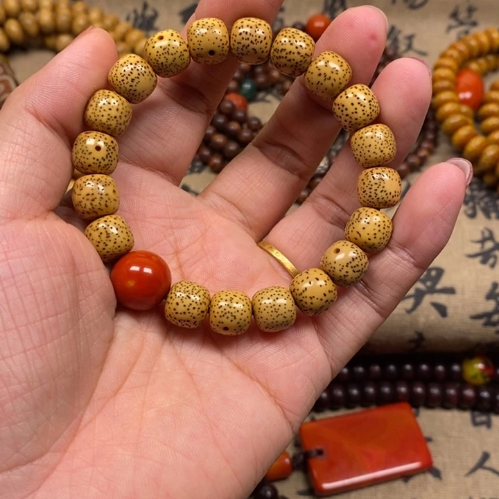 吊坠星月菩提黄金籽10.5