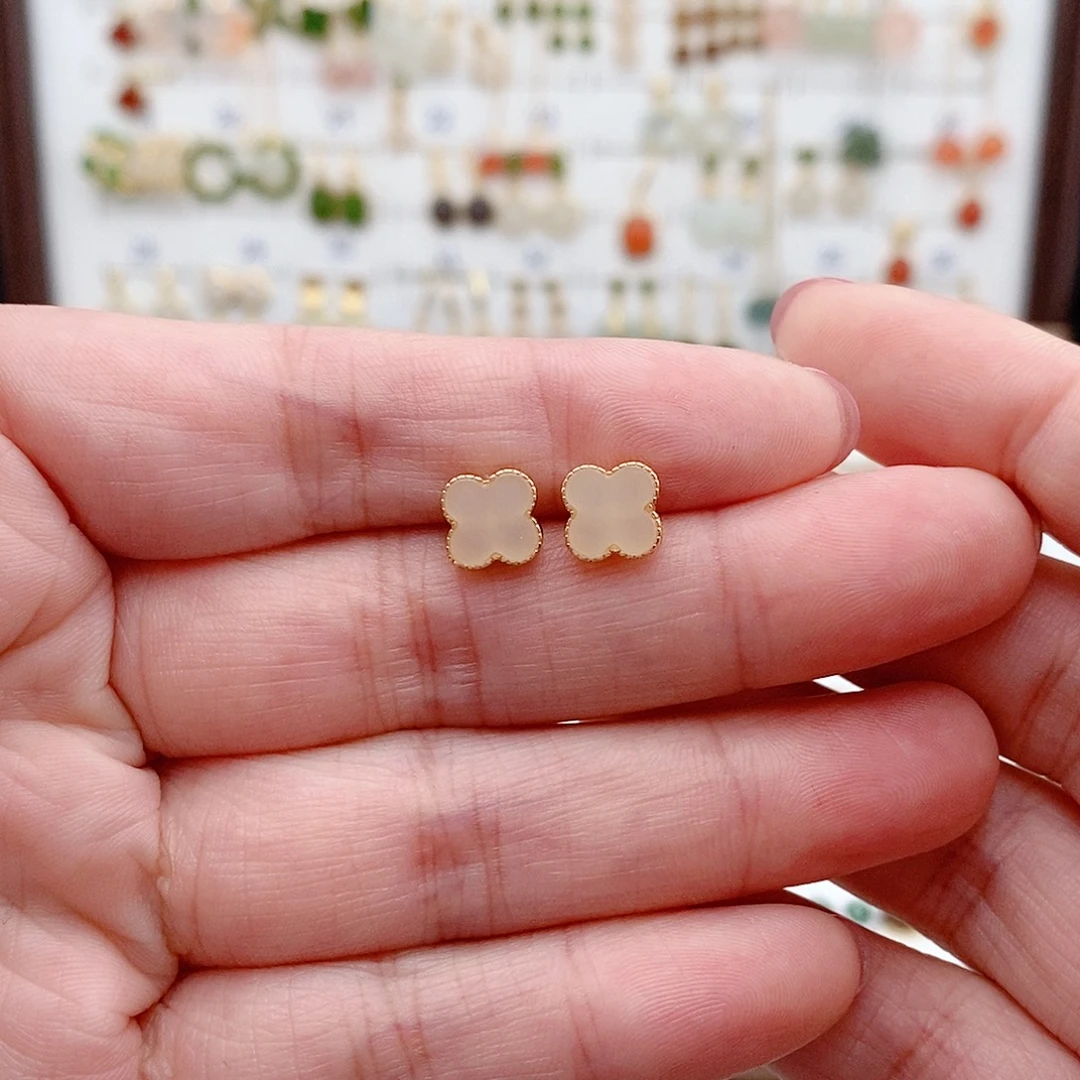 用***9和田玉银S925镶嵌耳饰