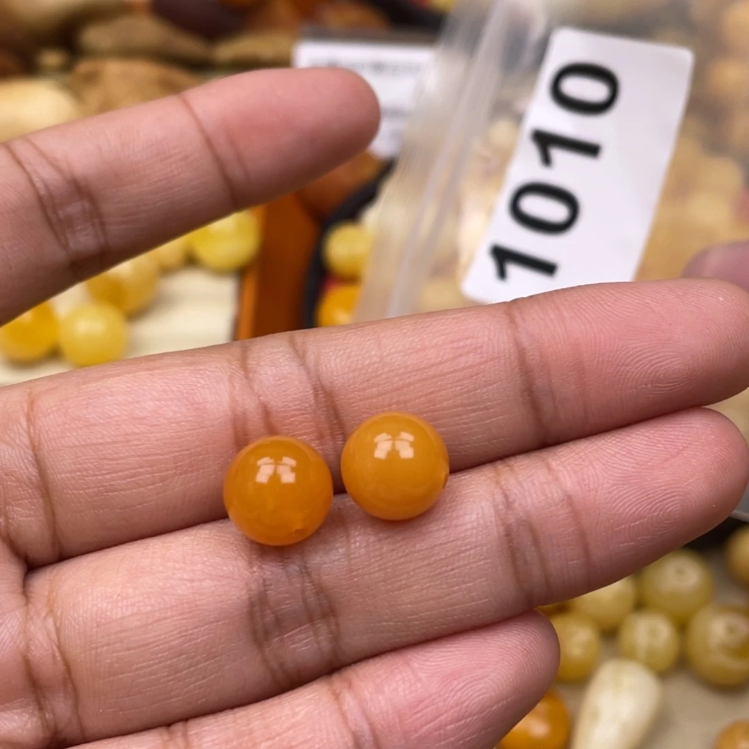 琥珀珠宝奇石未镶嵌坑