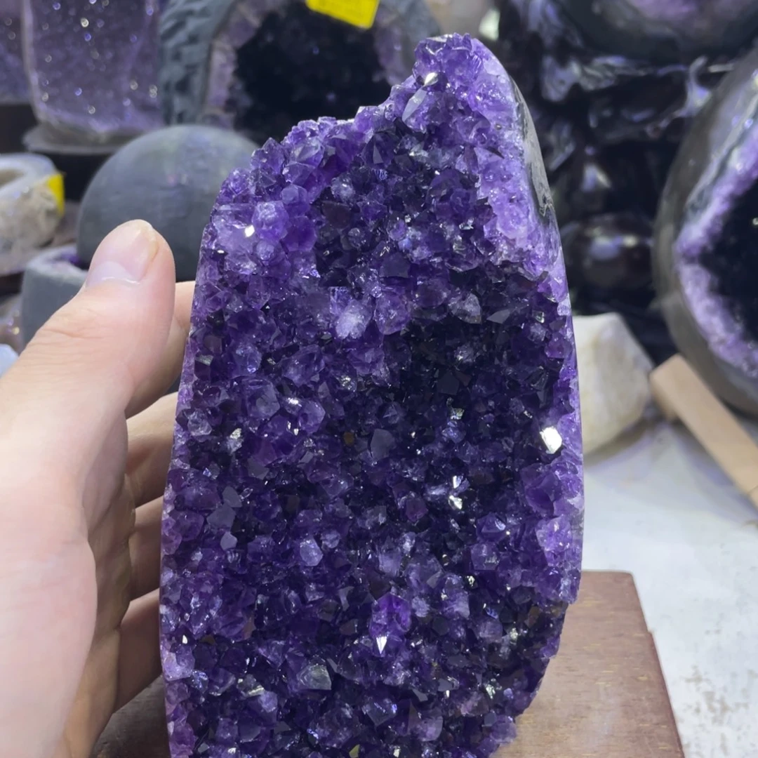 未镶嵌珠宝半成品水晶