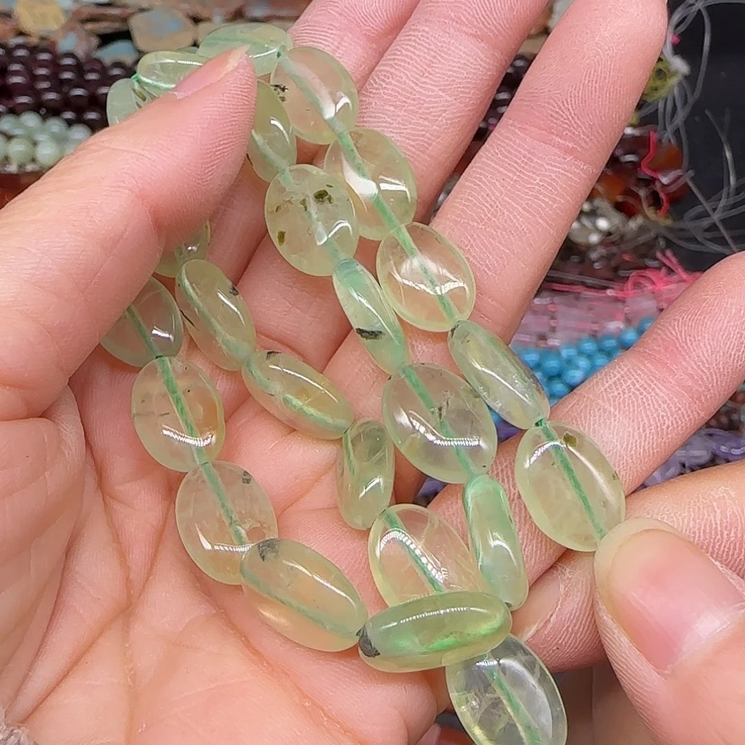 玛瑙/玉髓合金珠宝半成品葡萄石10mm一条