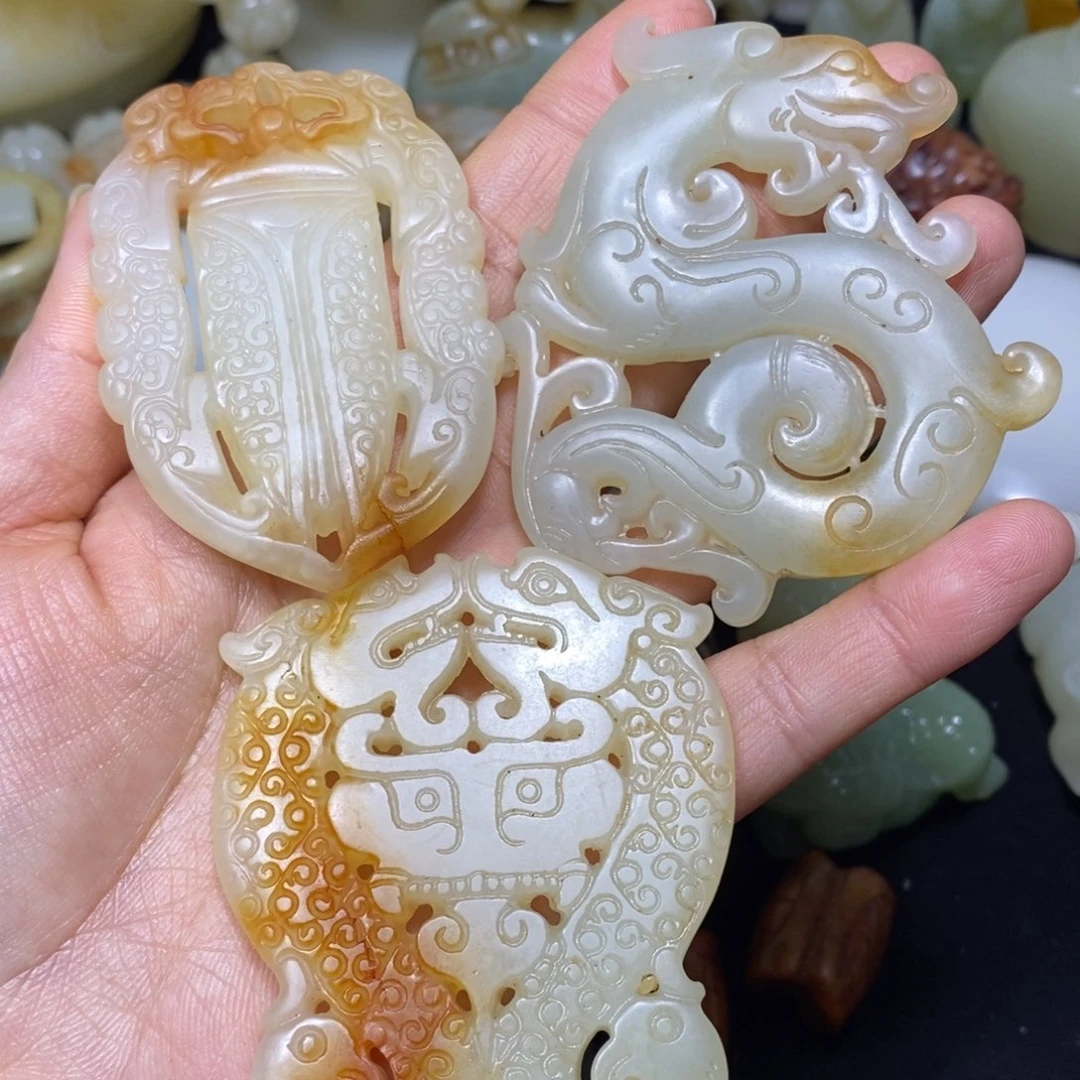 五***哥和田玉未镶嵌挂件