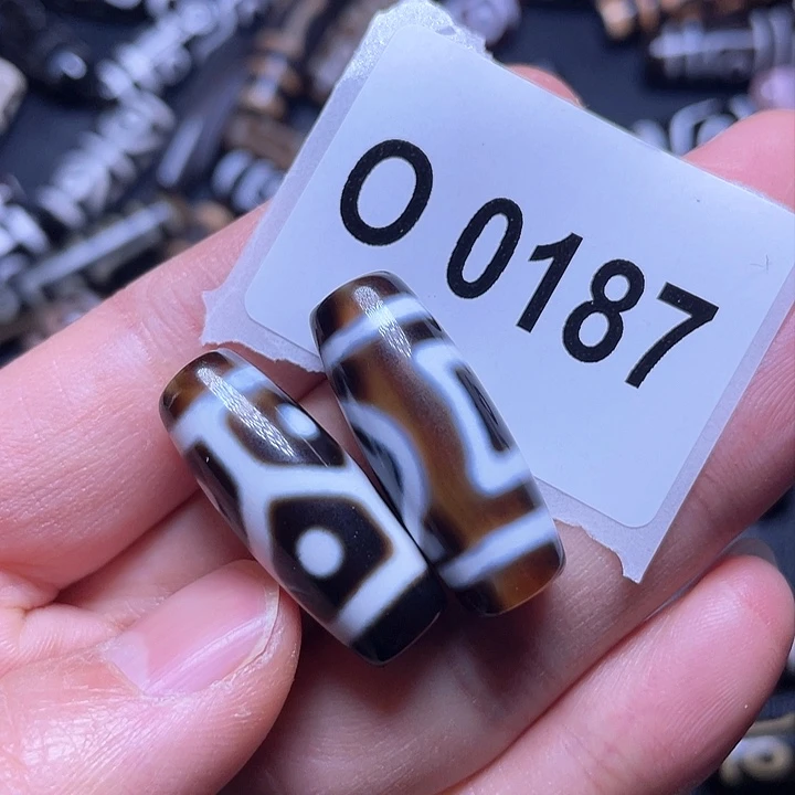 玛瑙/玉髓颈饰未镶嵌瑕疵