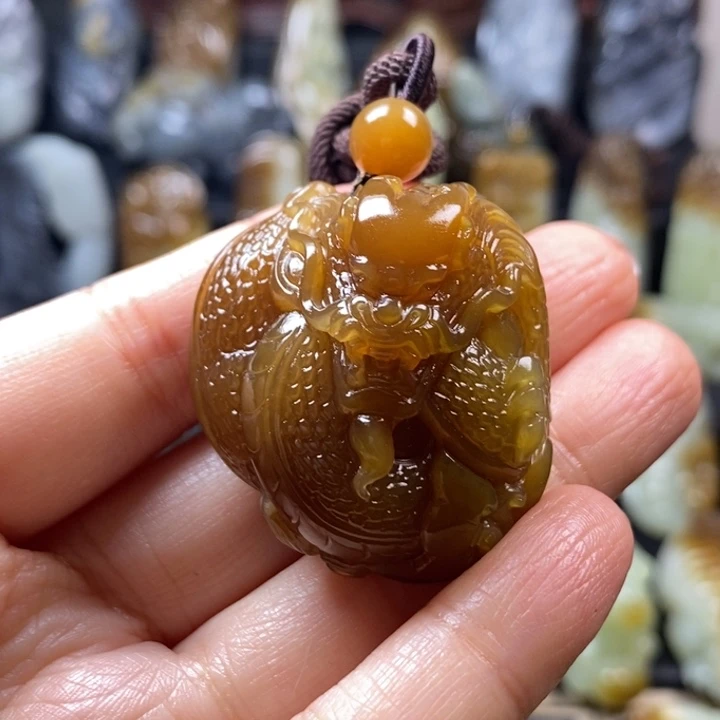 和田玉未镶嵌挂件