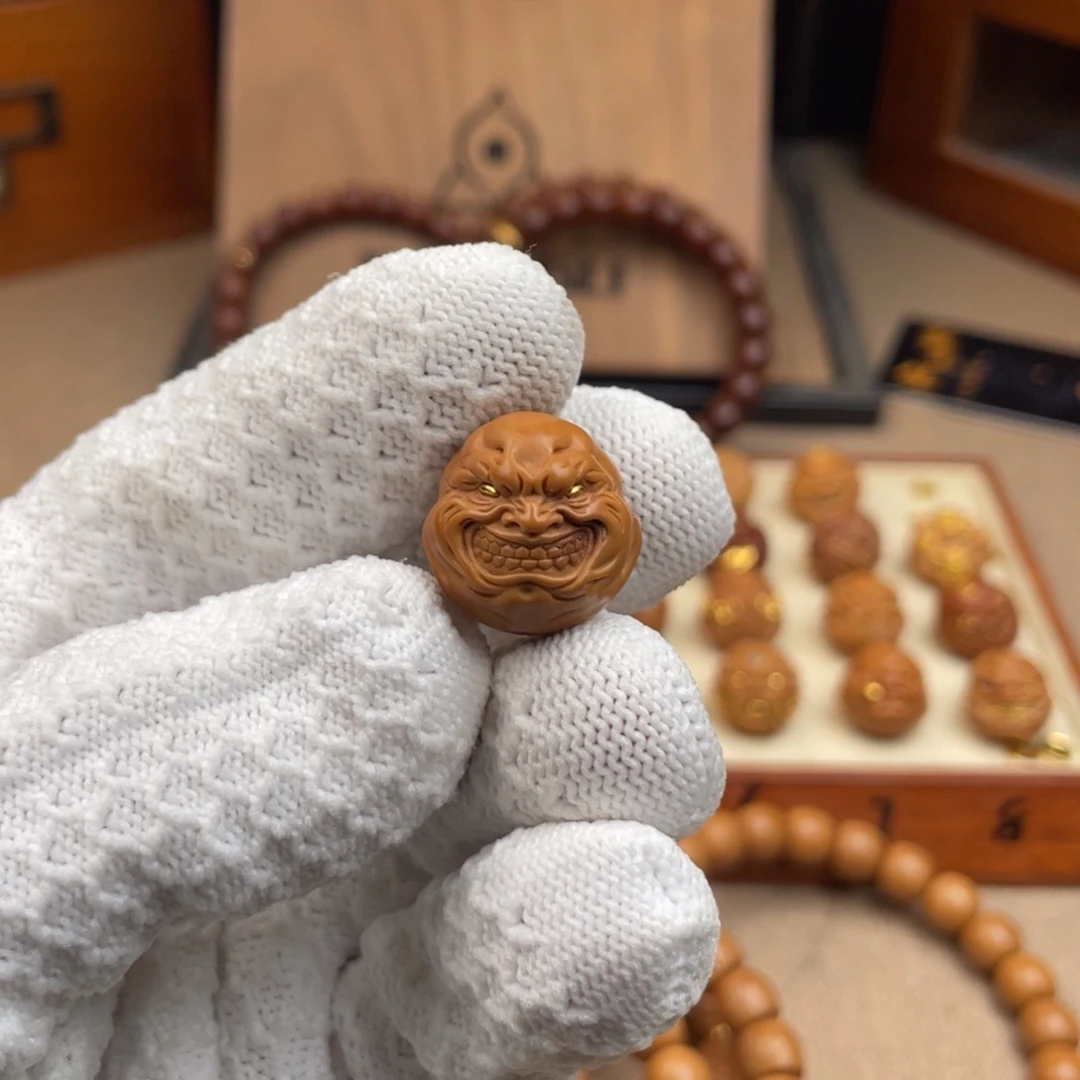 猴头核桃吊坠6*6坏笑