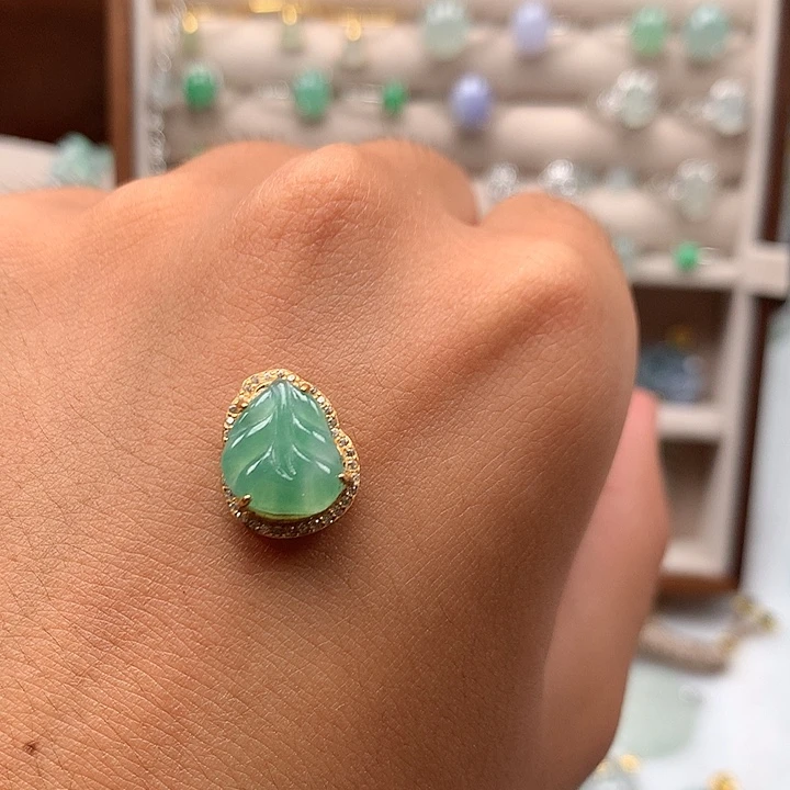 翡翠未镶嵌颈饰天然