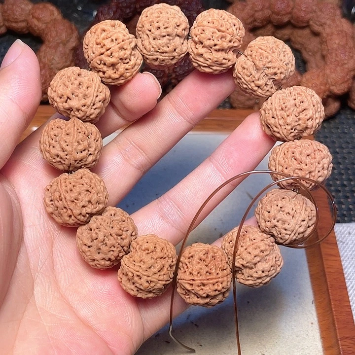 辉***金刚菩提吊坠金刚