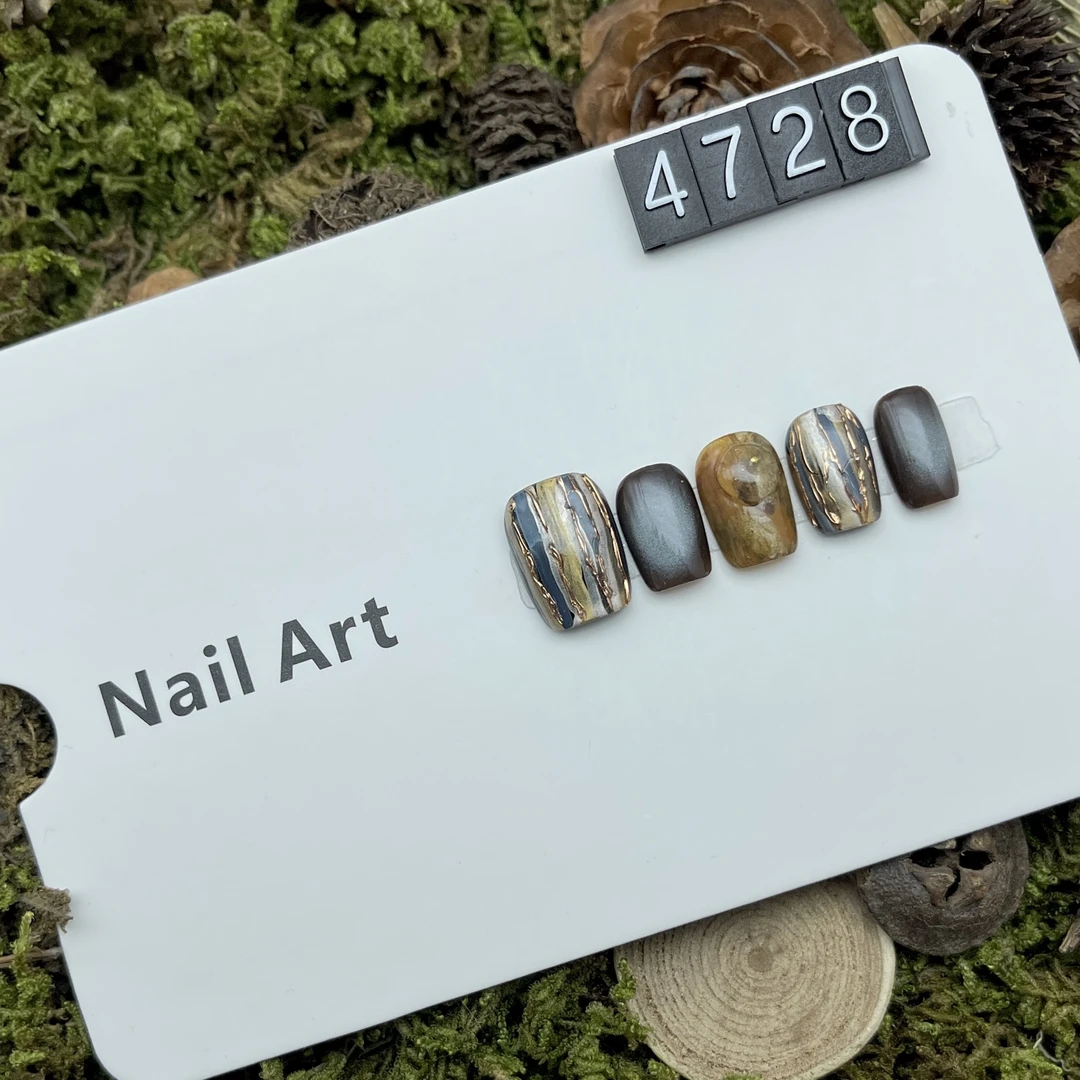 4728高级感纯手工定制极光猫眼夏季款式穿戴甲短甲豆豆甲短方孕妇